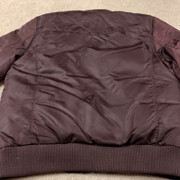❄️2/$30❄️Mens Guess Down Jacket Small - Picture 10 of 12